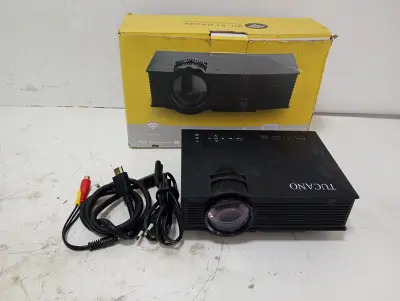 Proyector De Imagen Marca Tucano Sin Control Modelo Uc68s Lumenes 100 Usado En Buen Estado Acc Cable PowerCable HdmiCable Av