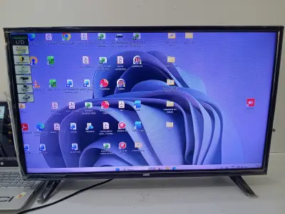 Televisor Led Convencional De 32 '' Marca Tokyo Modelo Ja32hd500 Usado En Buen Estado Con Control Sin Caja Acc Patitas