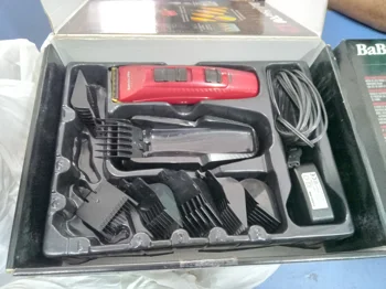 Maquina De Cortar Cabello Marca Babyliss Modelo Fx811py Acc Cargador Peinetas