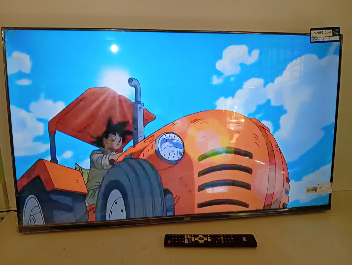 Televisor Led Smart De 43 '' Marca Jam Modelo Ultrasgtm-43 Con Control Usado En Buen Estado Acc No Tiene