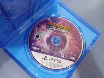 Foto 2 de Discos De Juegos Para Ps5 Marca Ratchet Clank Usado En Buen Estado Acc Estuche