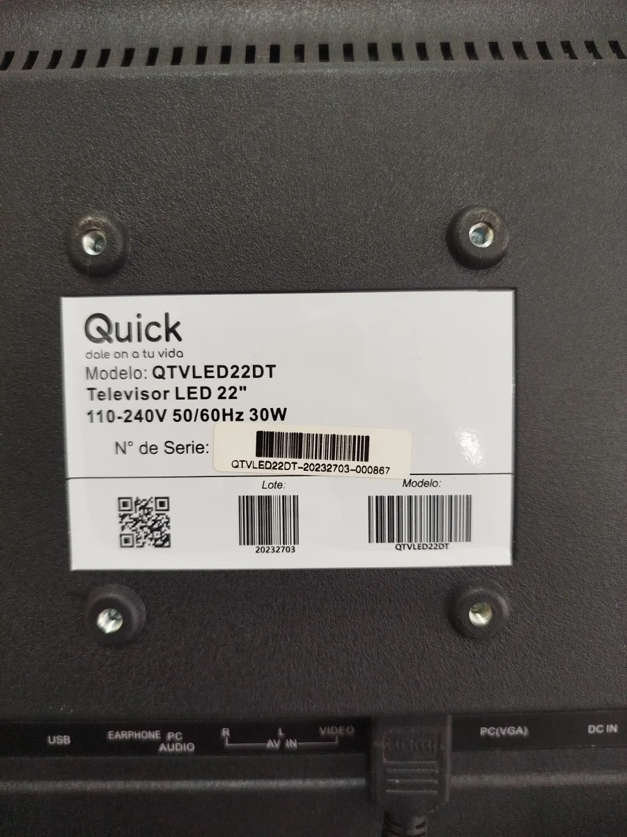 Foto 3 de Televisor Led Convencional De 22 '' Marca Quick Modelo Qtvled22dt Usado-En-Buen-Estado Sin Control Sin Caja Acc Con Par De Patitas Con Tornillos Y Cable Power