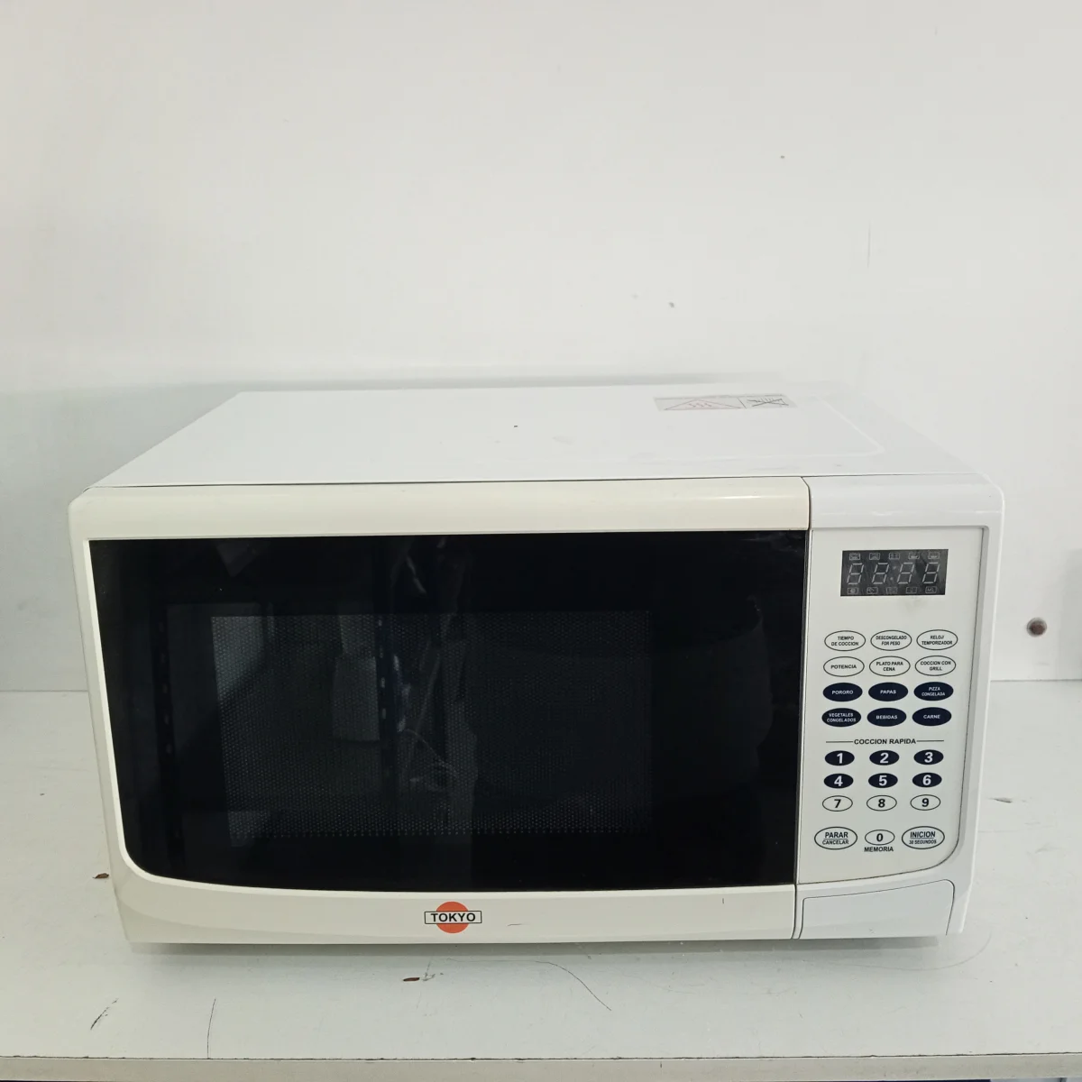 Microondas Marca Tokyo Modelo Edtmtok25bl Usado En Buen Estado Acc Con Luz Interna Panel Digital