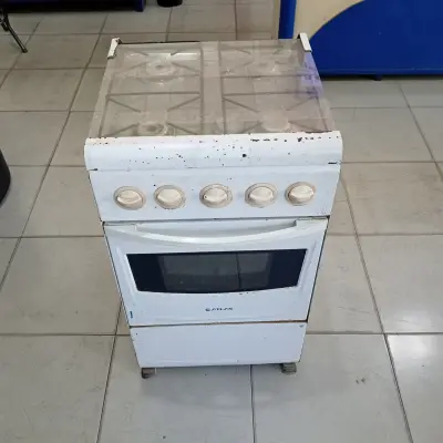 Cocina A Gas Marca Atlas Modelo No Tiene Usado En Buen Estado Acc Con 4 Hornallas Con Tapa De Vidrio