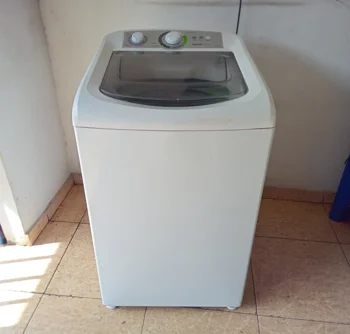 Lavarropas Cap 8 Kg. Marca Consul Modelo Cwe08ab9ea Usado En Buen Estado Acc Con Manguera De Carga Y Descarga