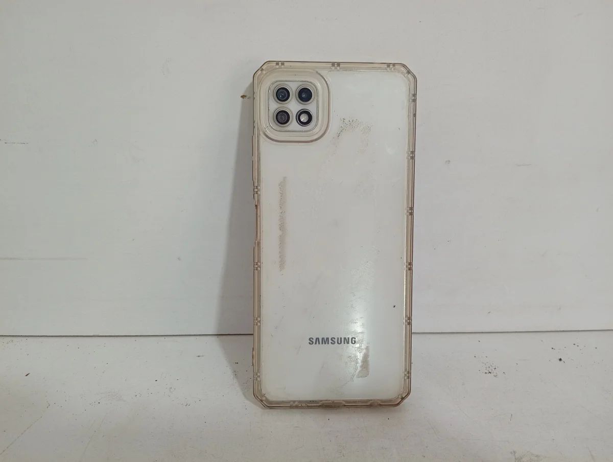 Foto 3 de Celular Marca Sansung Modelo Sm-A226br/N Memoria Ram No Tiene Gb Almacenamiento Interno 128 Gb Acc Con Estuche Trasparente