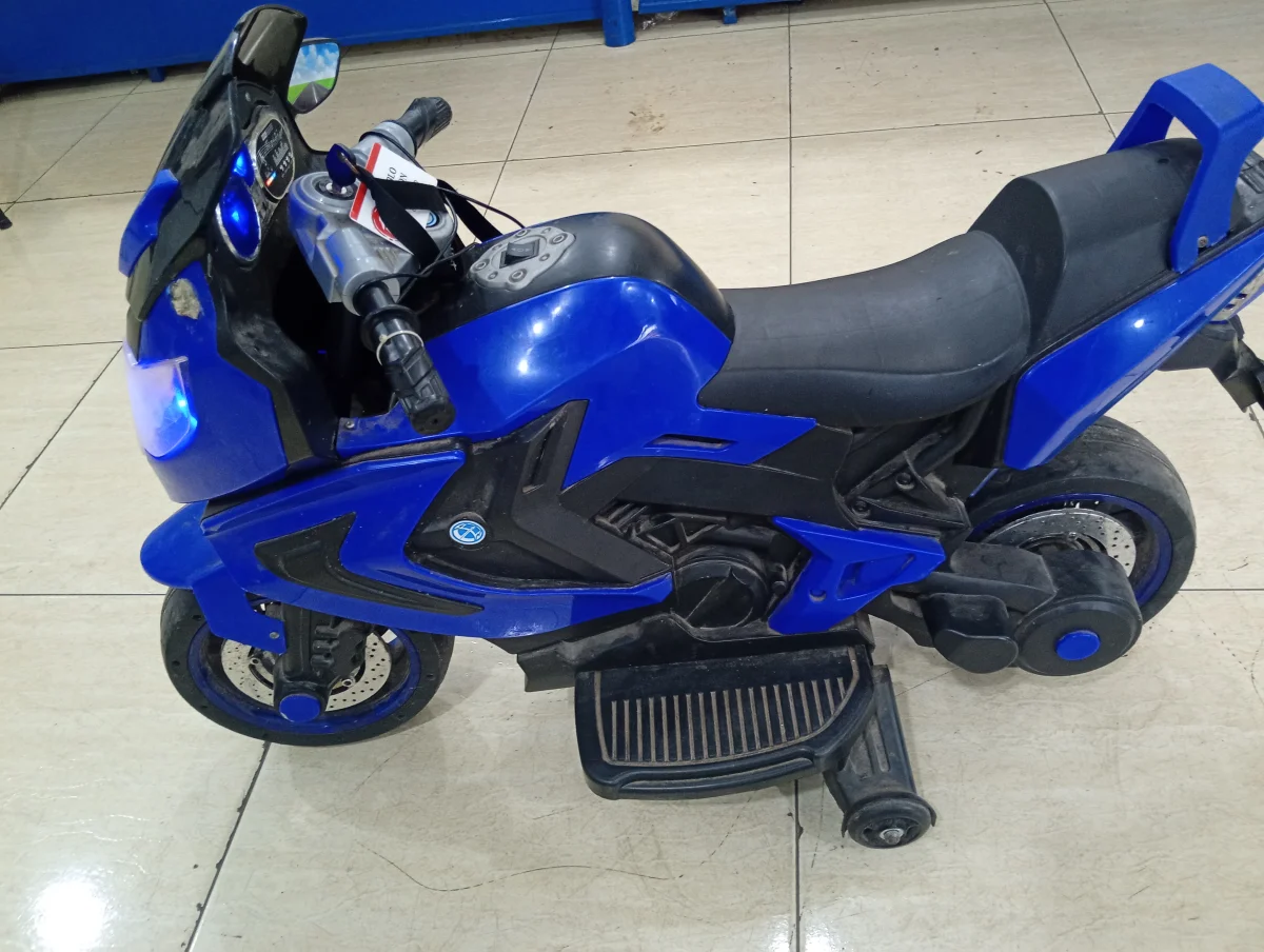 Foto 3 de Auto A Bateria Marca No Tiene Modelo Moto A Bateria Acc No Tiene