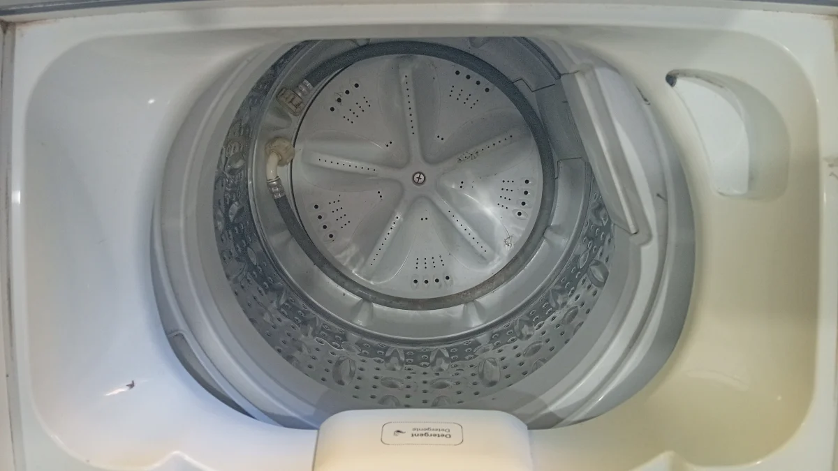 Foto 3 de Lavarropas Cap 9 Kg. Marca Whirlpool Modelo Ww108bw9ls Usado En Buen Estado Acc Manguera De Carga Manguera De Descarga