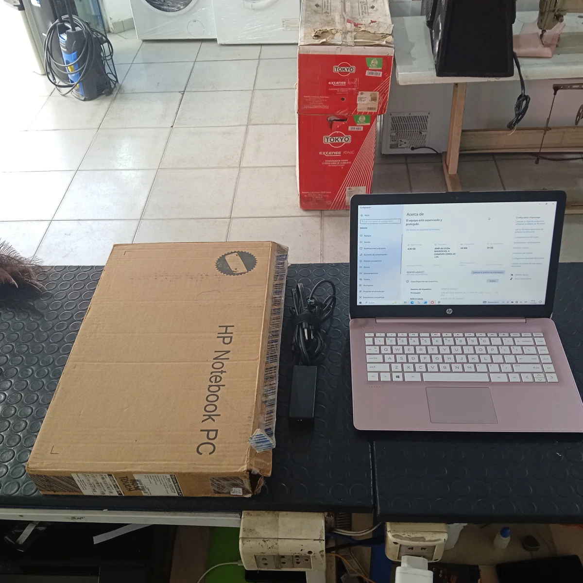 Notebook Marca Hp Modelo 4792728 Procesador Amd A4 Memoria Ram 4 Gb Disco Duro 60 Gb Generacion No Tiene Acc En Caja
