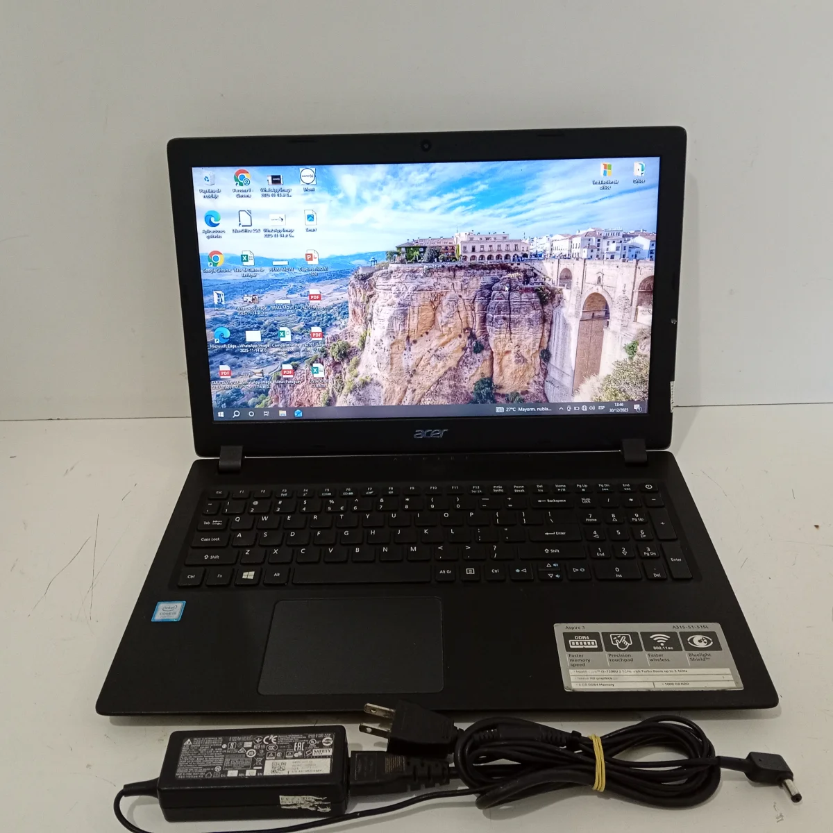 Notebook Marca Acer Modelo N17q1 Procesador Core I5 Memoria Ram 6 Gb Disco Duro 1.000 Gb Generacion 7 Acc Cargador