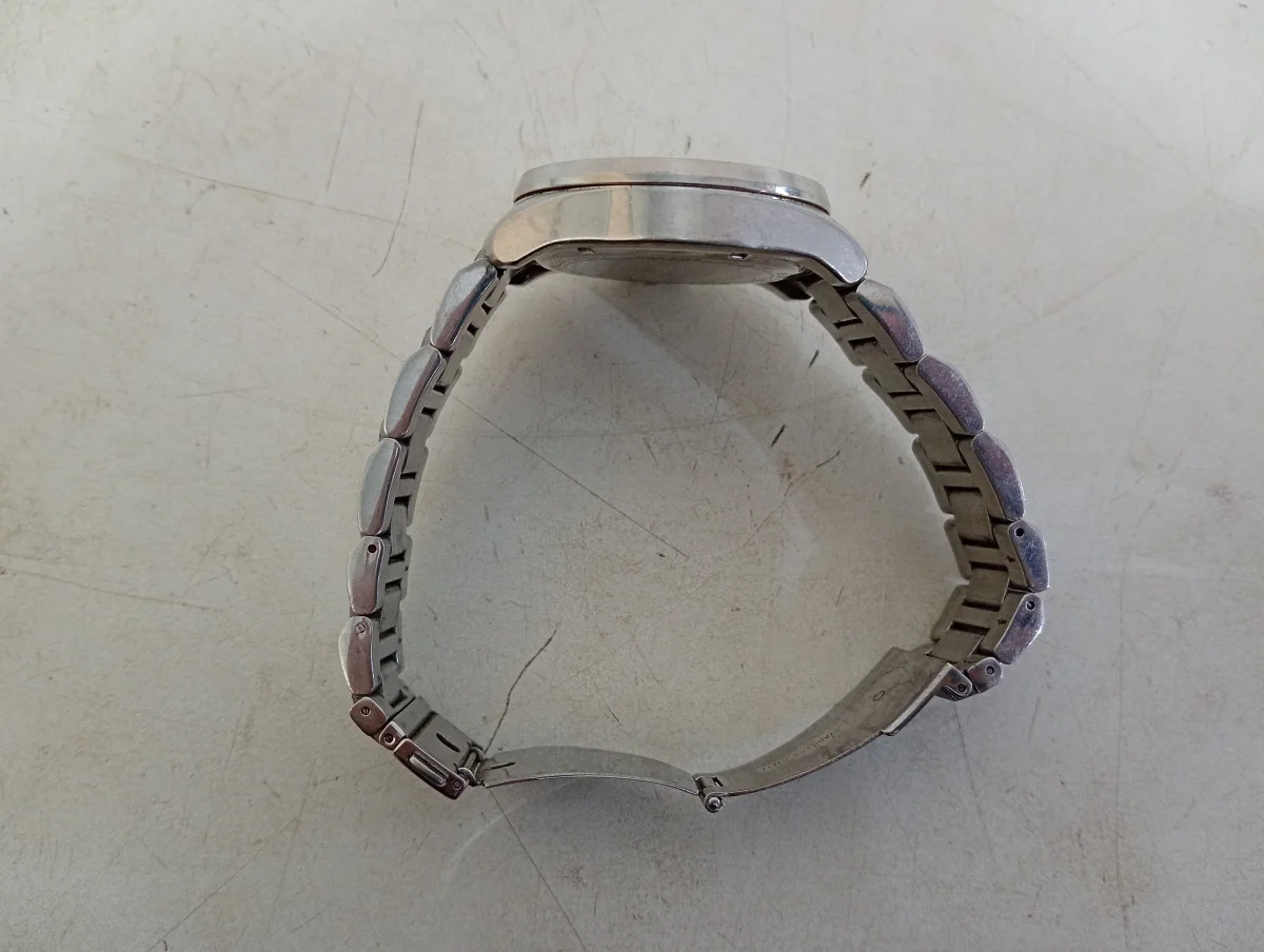 Foto 3 de Reloj Para Caballero Marca Michael Kors. Modelo 251702 Usado En Buen Estado Acc Con Fechero