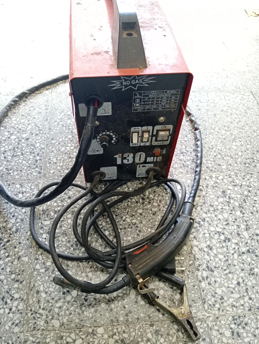 Soldador Marca Macaco Modelo 130mig Usado En Buen Estado Acc Pinza Pistola Alambre