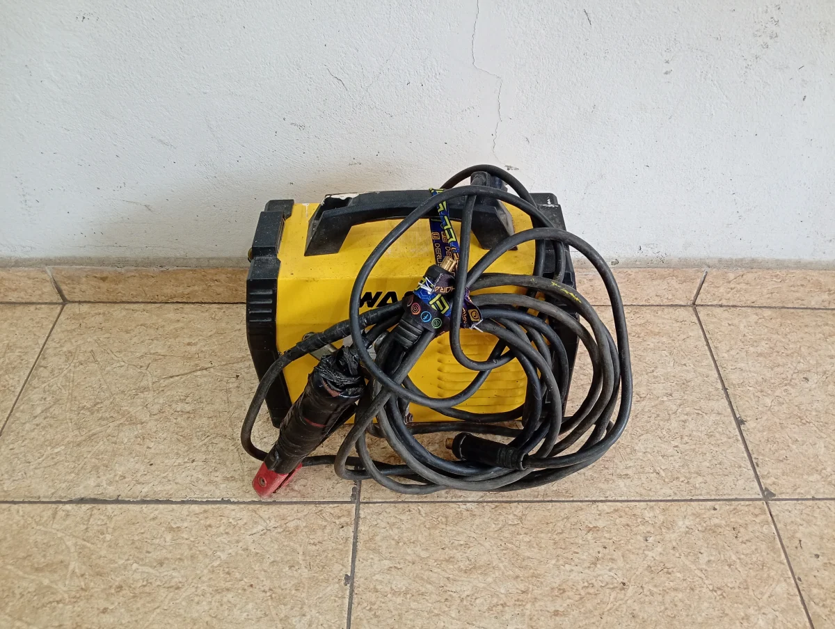 Foto 2 de Soldador Marca Wasko Modelo Wel11240m2 Usado En Buen Estado Acc Pinza Negativo Y Positivo
