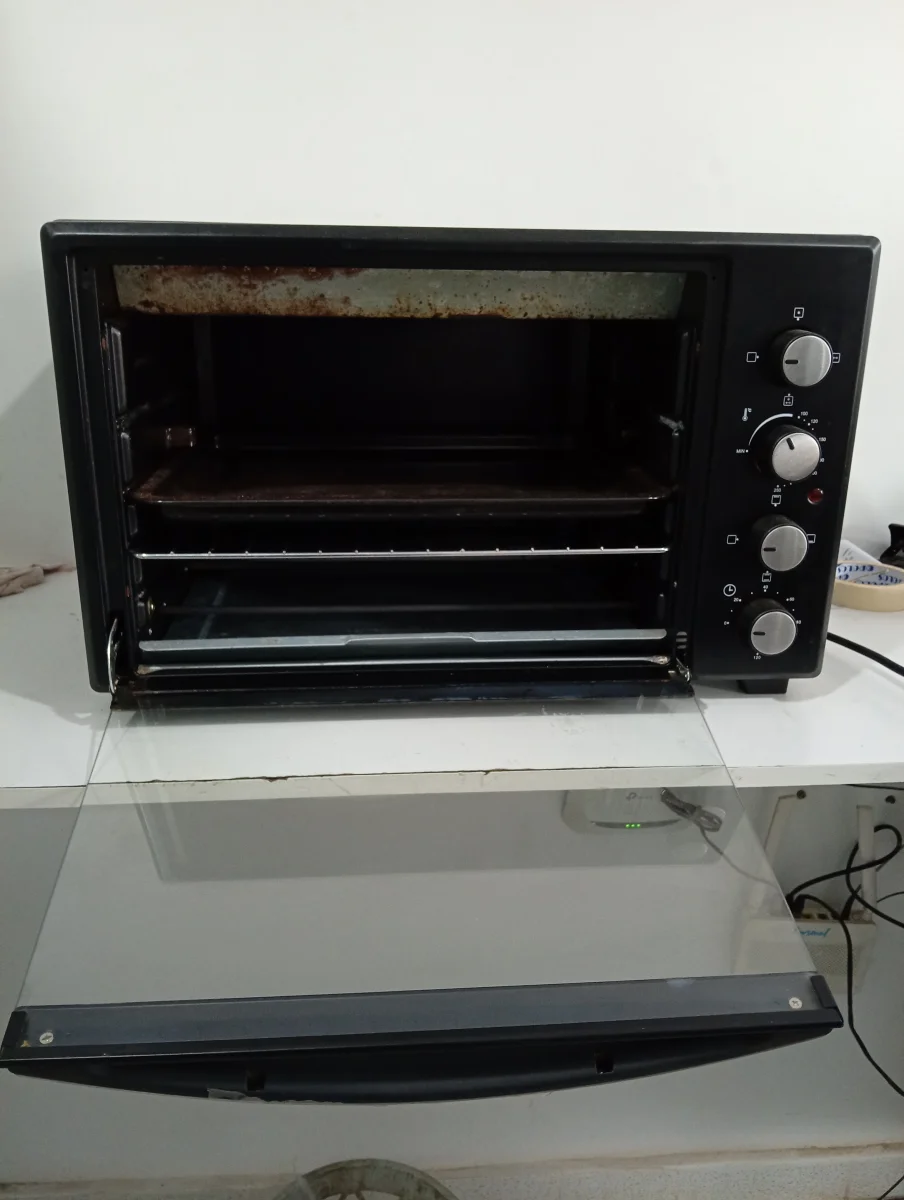 Foto 2 de Horno Marca Jam Litros 42 Modelo Jamdn42e-Rml Usado En Buen Estado Acc Una Bandeja