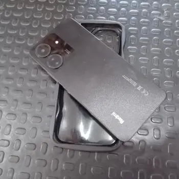 Celular Marca Xiomi Modelo 13c Memoria Ram 4 Gb Almacenamiento Interno 128 Gb Acc Con Funda NegraProtector De Pantalla