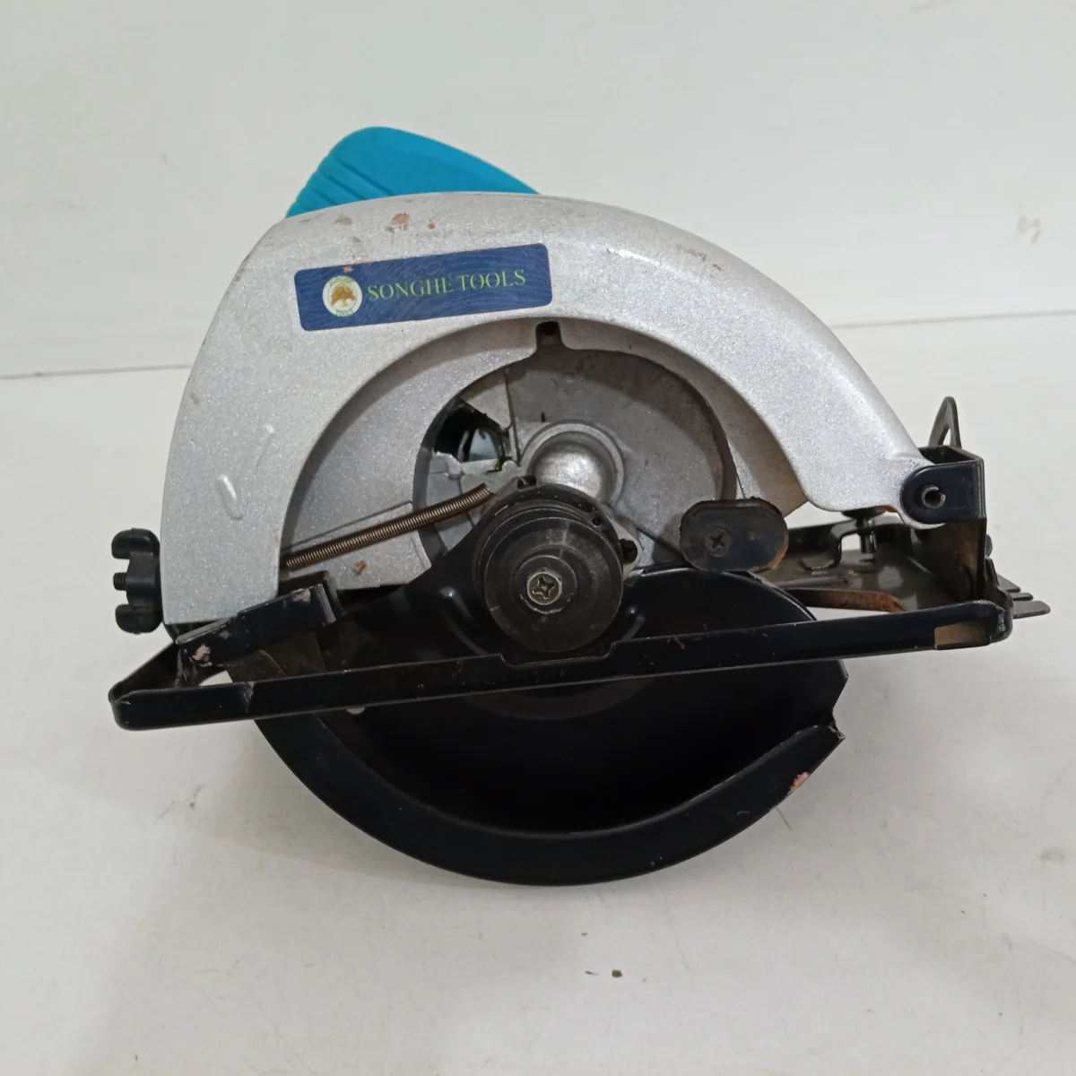 Foto 3 de Sierra Tipo Circular Marca Songhe Tools Modelo Shbtpy202303 Usado En Buen Estado Acc No Tiene