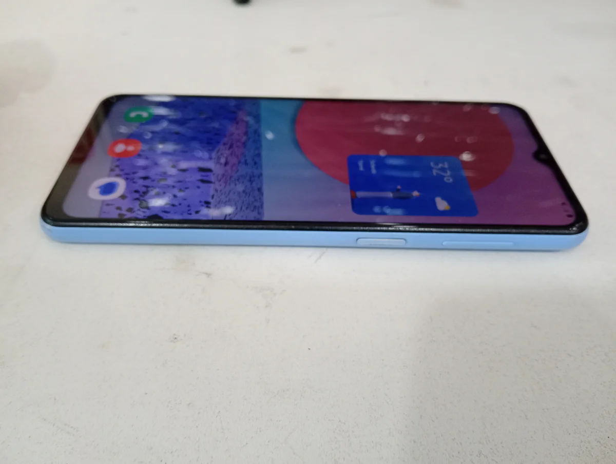 Foto 3 de Celular Marca Samsung Modelo Galaxy A23 Memoria Ram 4 Gb Almacenamiento Interno 128 Gb Acc No Tiene