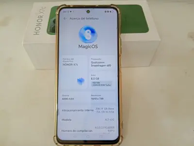 Celular Marca Honor Modelo X7c Memoria Ram 8 Gb Almacenamiento Interno 250 Gb Acc Cargador Cable UsbCajaCarcasa De Silicona