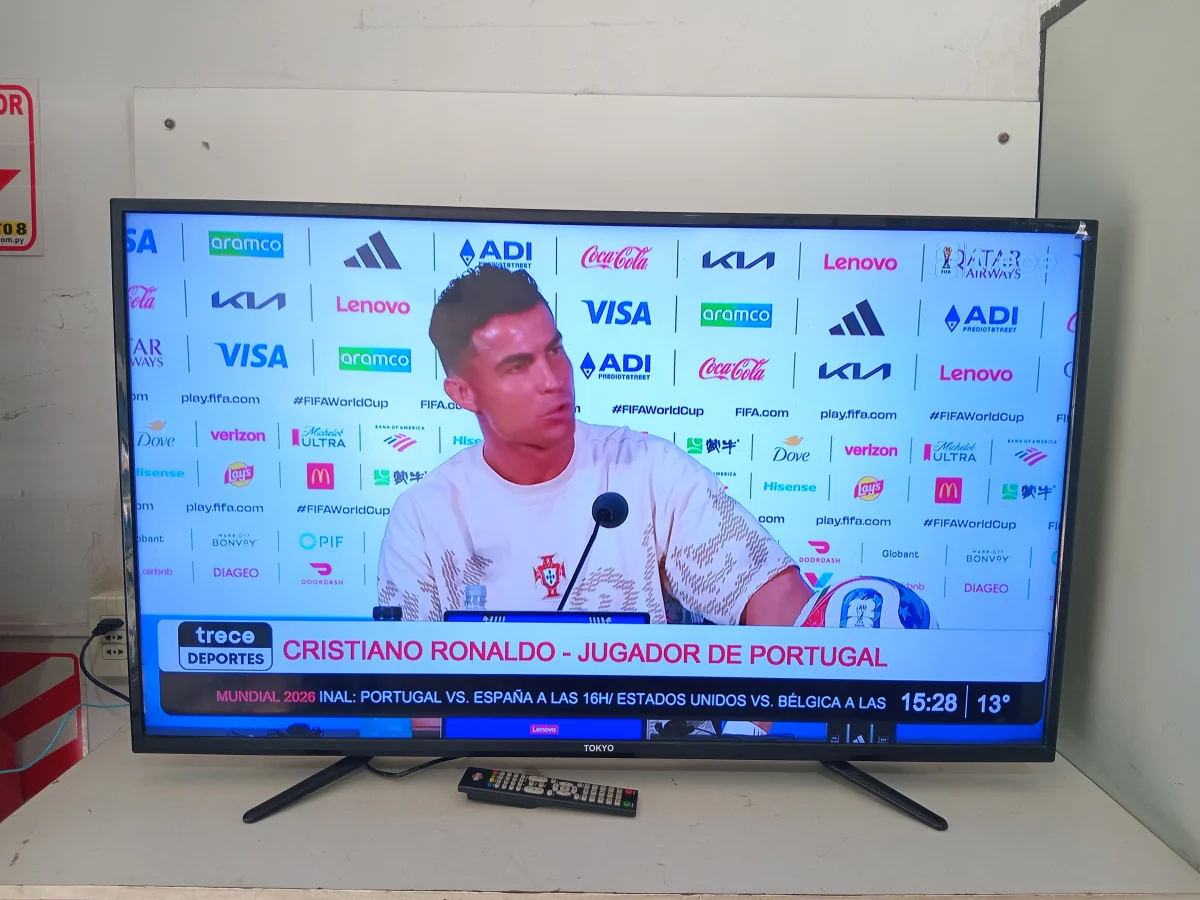 Televisor Led Convencional De 50 '' Marca Tokyo Modelo Tvtok50ledze9d Usado En Buen Estado Con Control Sin Caja Acc ConntrolPar De Patitas