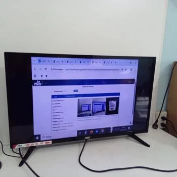 Foto 2 de Televisor Led Convencional De 32 '' Marca Aoc Modelo Le23m1370 Usado Con Desgaste Sin Control Sin Caja Acc Dos Patitas