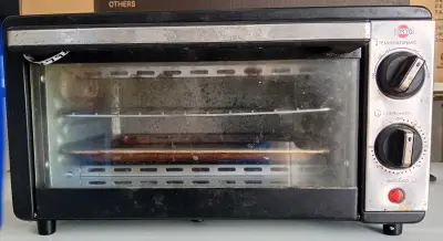 Horno Marca Tokyo Litros 9 Modelo Edthexpress9-N Usado En Buen Estado Acc Con BandejaCon Parrilla
