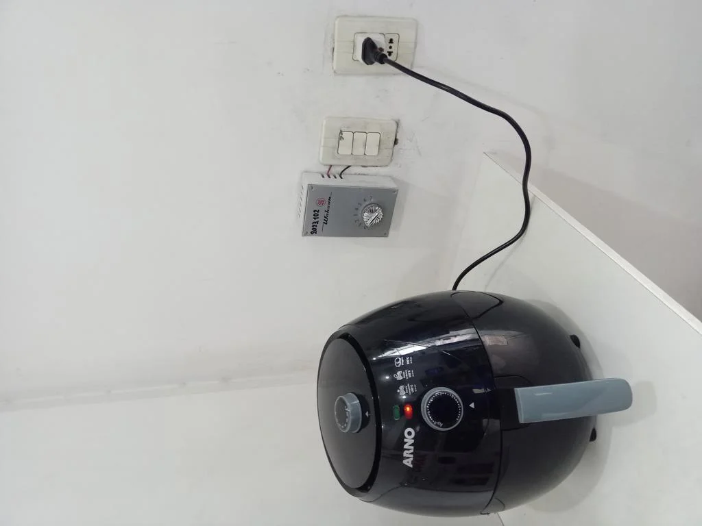 Fritadora Marca Arno Modelo Ey1228b2 Usado En Buen Estado Acc No Tiene
