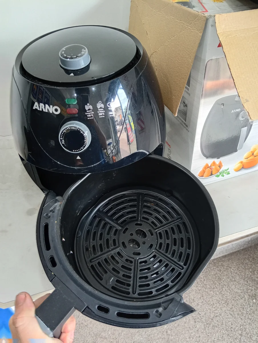 Foto 2 de Fritadora Marca Arno Modelo Ey1228b2 Usado En Buen Estado Acc No Tiene