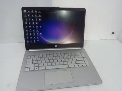 Notebook Marca Hp Modelo 14-Dq0760dx Procesador Intel Celeron N4120 Memoria Ram 4 Gb Disco Duro 115 Gb Generacion No Tiene Acc No Tiene