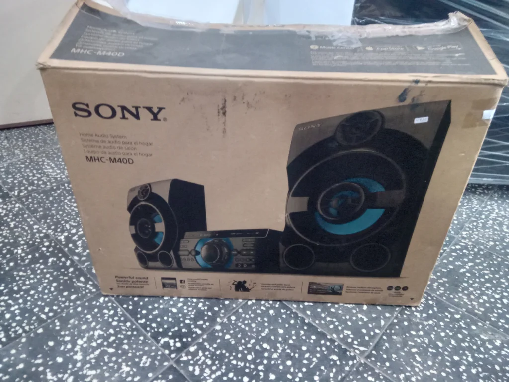 Foto 3 de Equipo De Sonido Marca Sony Con Control Modelo Mhc-M40d Usado En Buen Estado Acc No Tiene