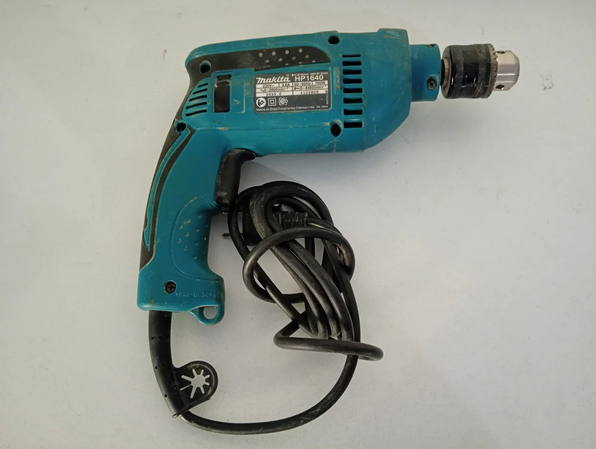 Foto 3 de Taladro Marca Makita Modelo Hp1640 Usado En Buen Estado Acc No Tiene