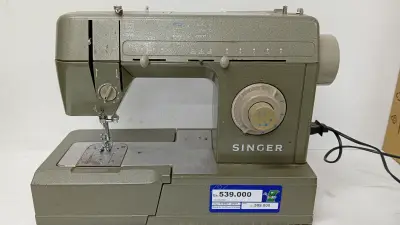 Maquina De Coser Familiar Marca Singer Modelo Hd105c Usado En Buen Estado Acc Pedal