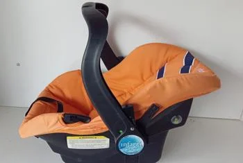 Foto 2 de Baby Seat Marca Infanti Modelo Smooth Rude Usado En Buen Estado Acc No Tiene