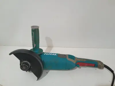 Pulidora Marca Total Modelo Tg12018026 Tamaño Mediano Usado En Buen Estado Acc Con Protector Y Manija