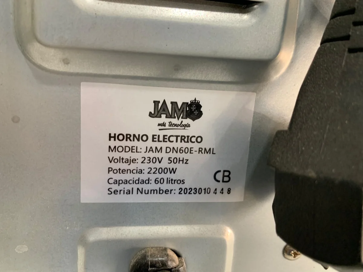 Foto 5 de Horno Marca Jam Litros 60 Modelo Dn60e-Rml Usado En Buen Estado Acc C/ParrillaC/BandejaC/Luz Interna