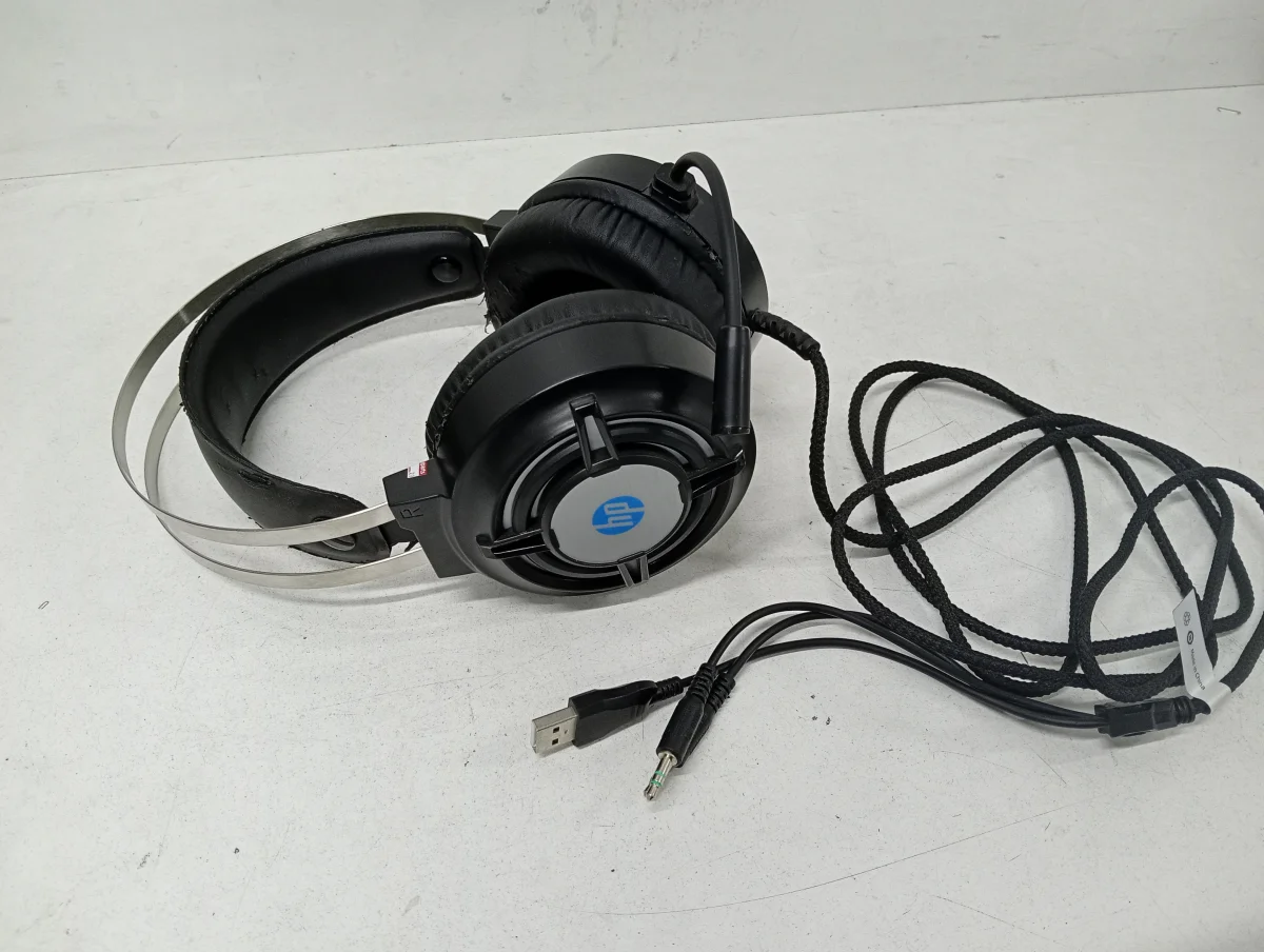 Foto 2 de Auricular Marca Hp Modelo Tipo Vincha Usado En Buen Estado Con No Tiene Acc Tipo GamerC/ MicrofonoCable Usb Y Doble Plus