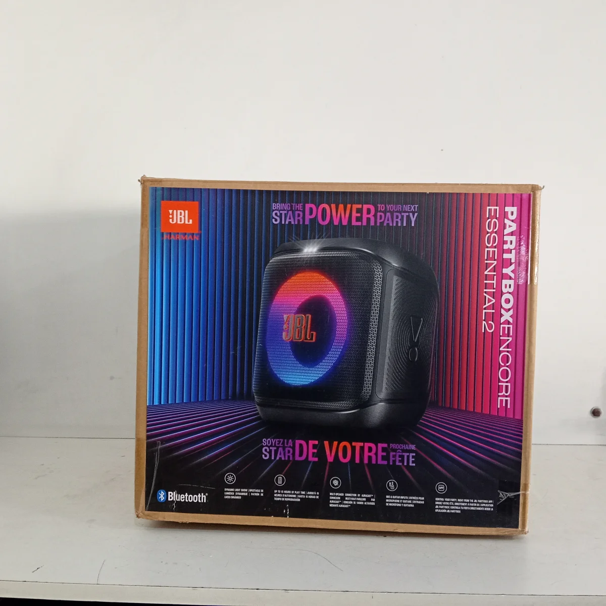 Foto 2 de Speaker Potencia Watts 20 Marca Jbl Sin Control Modelo Partybox Encore Essential2 Usado En Buen Estado Con Caja Acc Cable Power