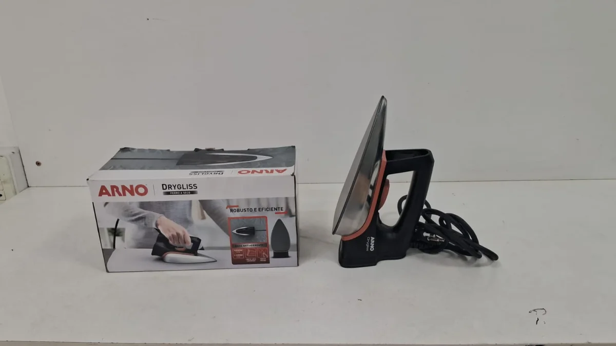 Plancha Electrica Marca Arno Modelo Fs3110b2 Nuevo Sin Uso Acc Regulador De Temperatura