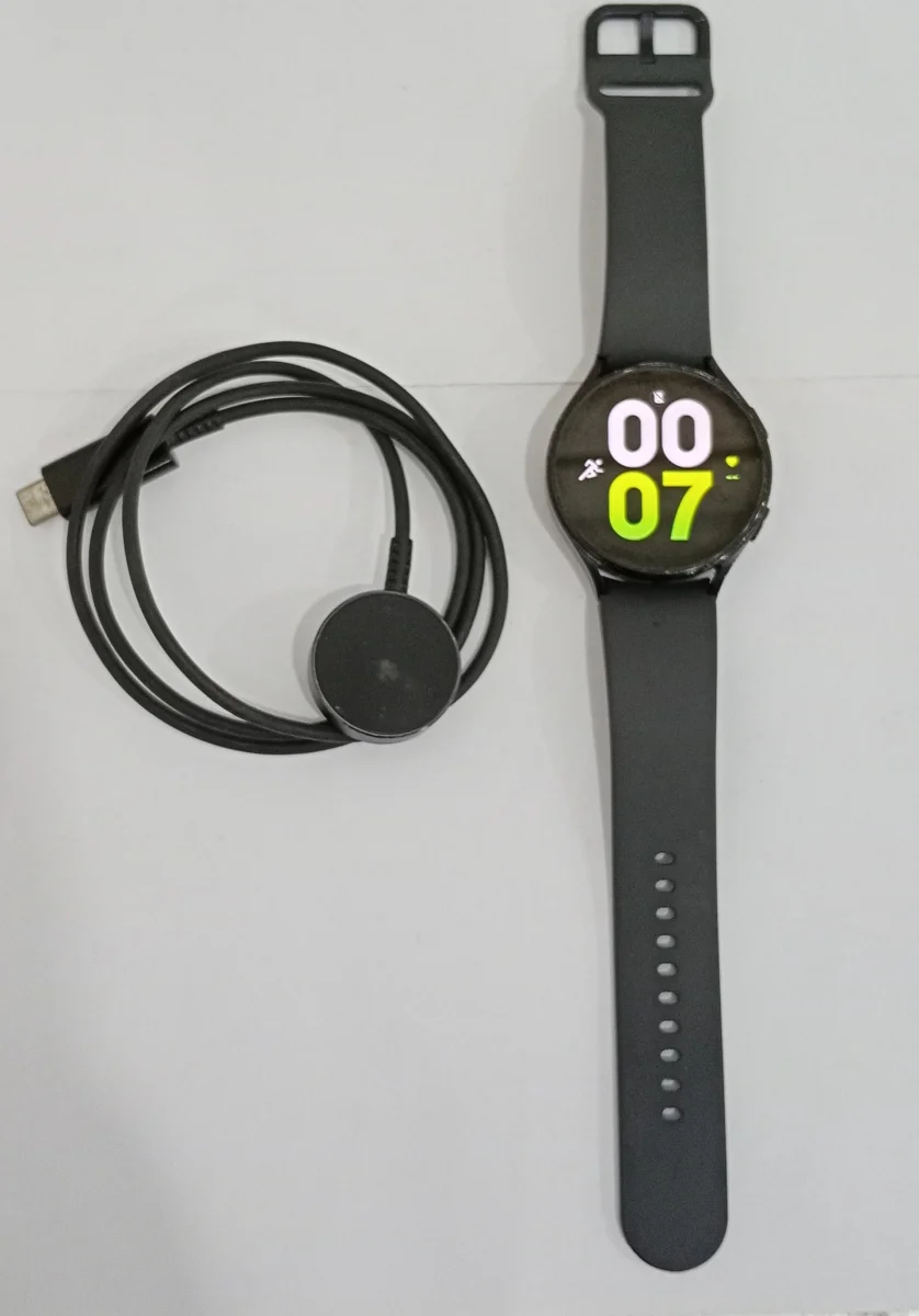 Reloj Para Caballero Marca Samsung Modelo Watch 5 Usado En Buen Estado Acc Cargador
