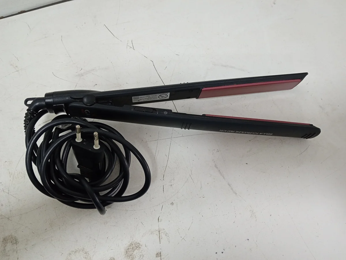 Foto 2 de Planchita Para Cabello Marca Gama Modelo Elegance Usado En Buen Estado Acc No Tiene
