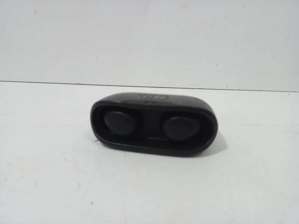 Foto 2 de Auricular Marca Jbl Modelo Wave Buds Usado En Buen Estado Con No Tiene Acc No Tiene