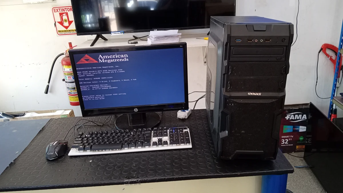 Computadoras De Escritorio Marca Sate Modelo No Tiene Usado En Buen Estado Procesador Corei3 Memoria Ram 4 Gb Disco Duro 500 Gb Acc Mouse 8noreacciona)+Teclado+Monitor Hp De 19