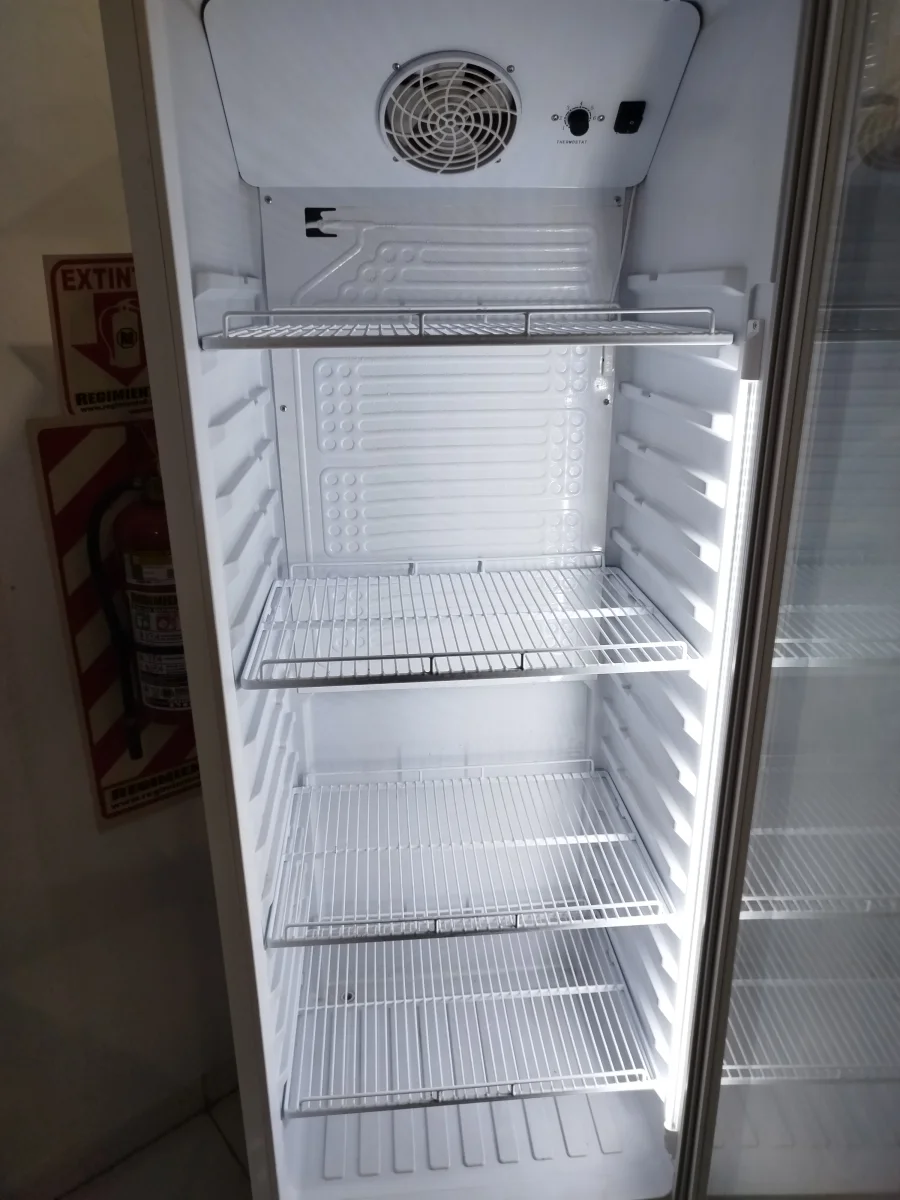 Foto 2 de Visicooler Marca Hd Modelo Sc-330fb Usado En Buen Estado Acc 4 Parrillas