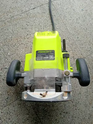 Fresadora Marca Prescott Modelo No Tiene Usado En Buen Estado Acc Varios Accesorios
