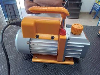 Bomba De Vacio Marca Facsy Modelo Bv113 Usado En Buen Estado Acc Cable PowerManijaEn Caja Semi Estropeada