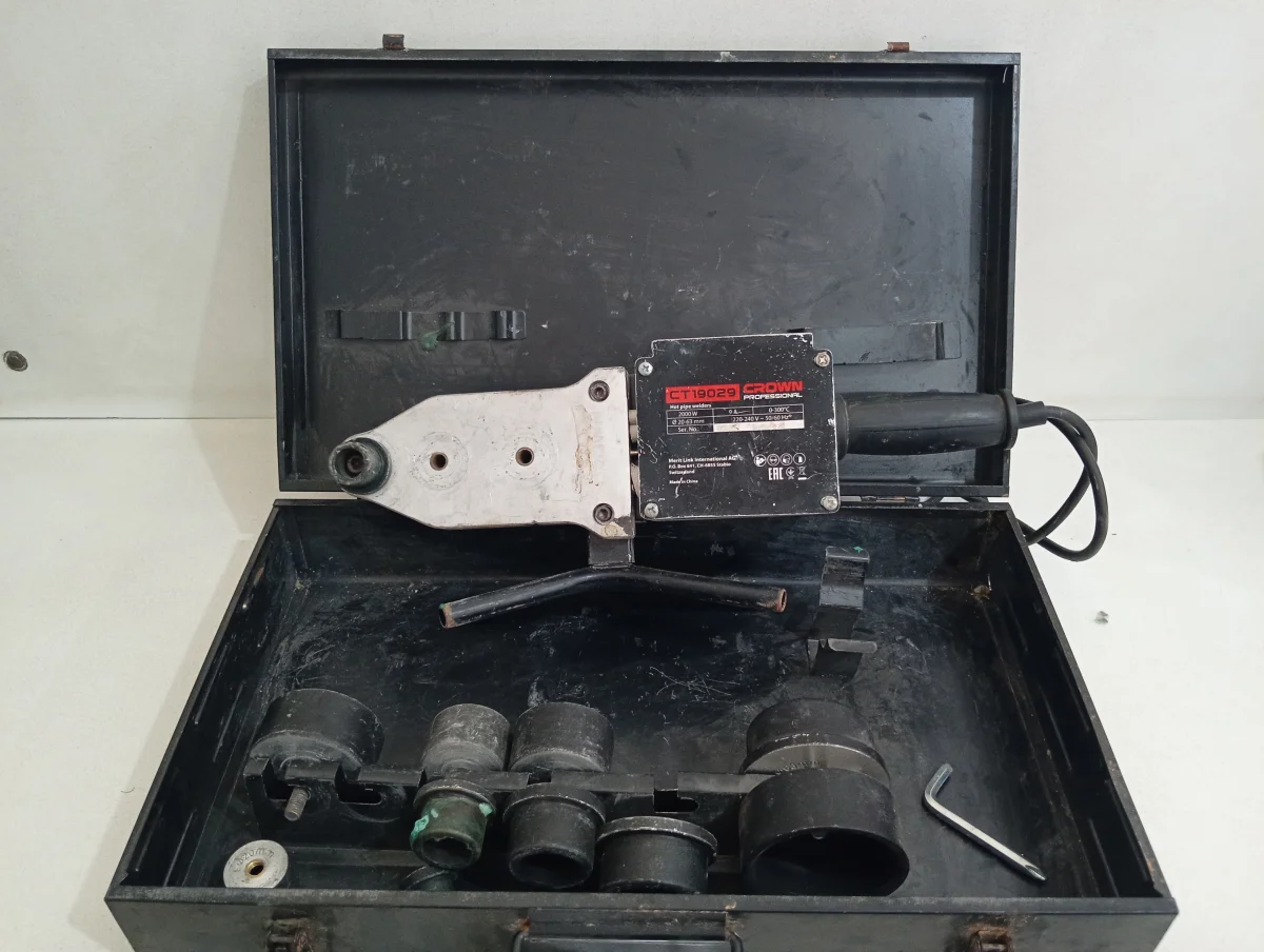 Termofusora Marca Crown Modelo Ct19029 Usado En Buen Estado Acc Maletin Metalico5 Fusora