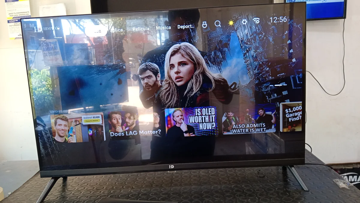 Foto 4 de Televisor Led Smart De 32 '' Marca Hd. Modelo Hdtv0232 Con Control Usado En Buen Estado Acc C/Patitas