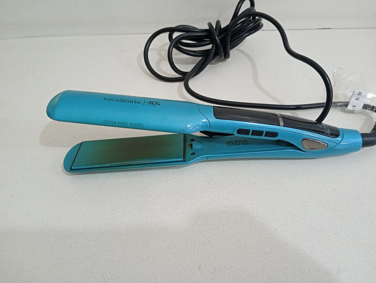 Foto 2 de Planchita Para Cabello Marca Gama Modelo Xwide Dng4d Usado En Buen Estado Acc Cable Cte