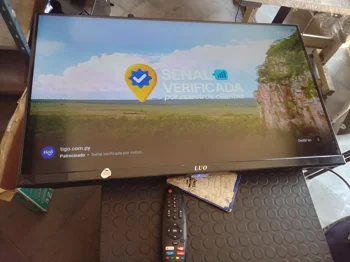 Televisor Led Smart De 32 '' Marca Luo Modelo Lu510 Con Control Usado En Buen Estado Acc Caja