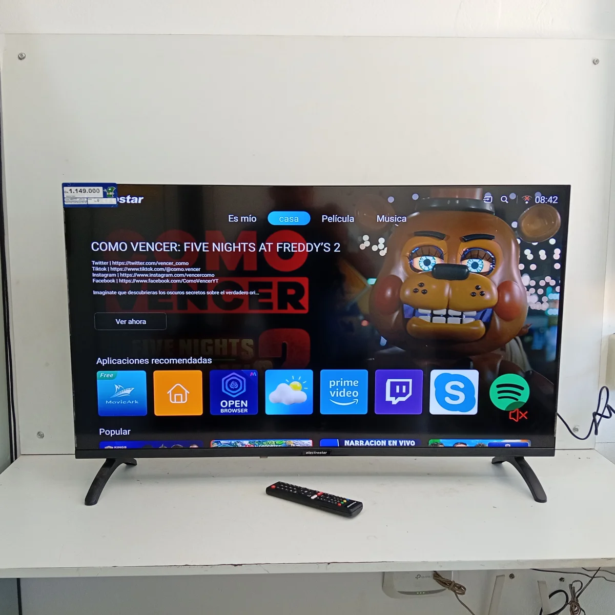 Foto 3 de Televisor Led Smart De 42 '' Marca Electrostar Modelo Es-Tl4203 Con Control Usado En Buen Estado Acc Dos Patitas