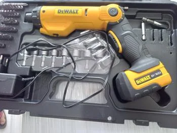 Foto 3 de Taladro Marca Dewalt Modelo Dcf060b2 Usado En Buen Estado Acc Con Mechas